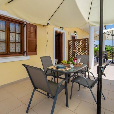 Voula Apartments Gaios Luaran gambar