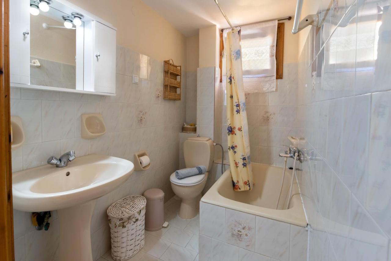 Voula Apartments Gaios Luaran gambar
